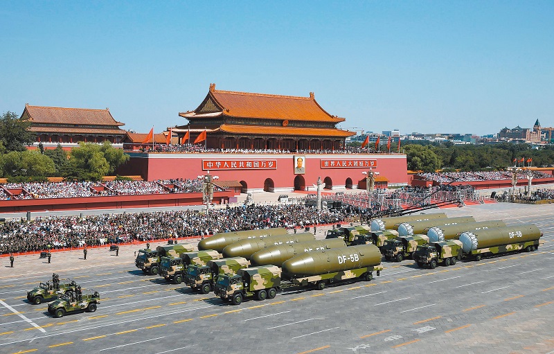 2015年9月3日,大陆纪念抗战胜利70周年大阅兵在北京登场.