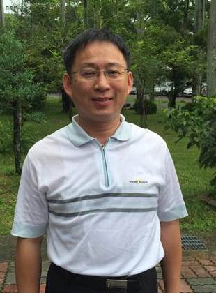 王延煌(49歲,國立中興高中校長)