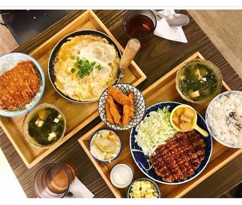 「懶的丼」除了日式炸雞外、豬排、牛丼都是顧客指名度高的美味好料。(店家提供)