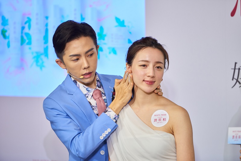 凱鈞老師使用植淬白升級系列,打造「浸、潤、透、白」美肌.