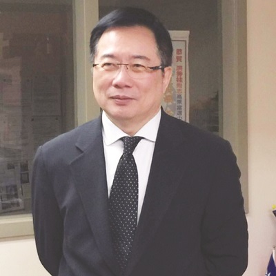 ▲國民黨前立委蔡正元發文表示韓國瑜不宜自行領表,應由黨主席吳敦義代為領表。(取自蔡正元臉書)